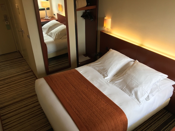 Imagen de la habitación del Hotel Du Casino, Saint-Valery-en-Caux. Foto 10