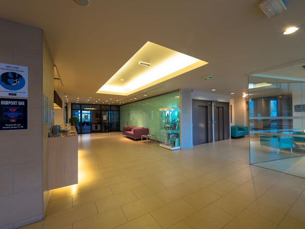 Imagen de los interiores del Hotel Du Casino, Saint-Valery-en-Caux. Foto 19