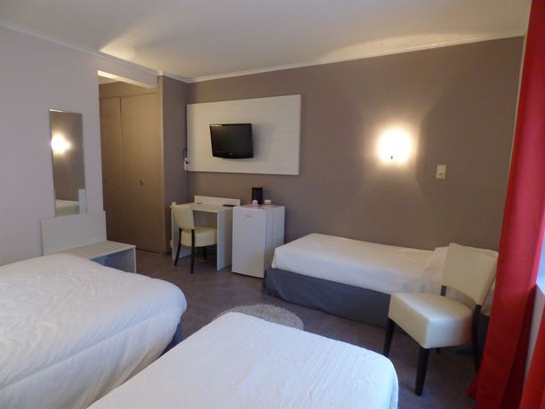 Imagen de la habitación del Hotel Du Centre, Pierrelatte. Foto 13