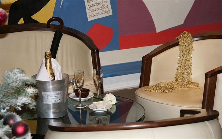 Imagen de los interiores del Hotel Du Centre, Un Ammi. Foto 10