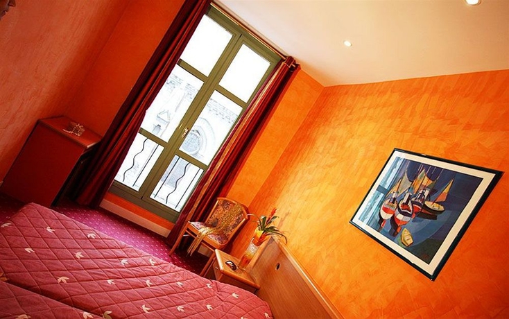 Imagen de la habitación del Hotel Du Centre, Un Ammi. Foto 8