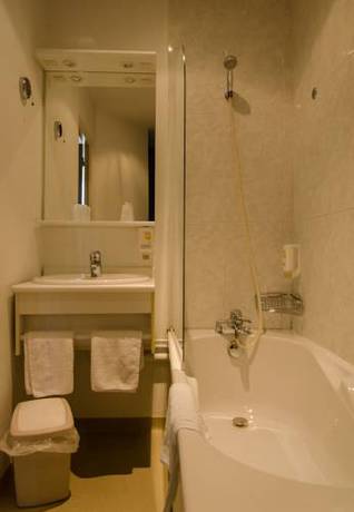 Imagen de la habitación del Hotel Du Centre, Wimereux. Foto 9