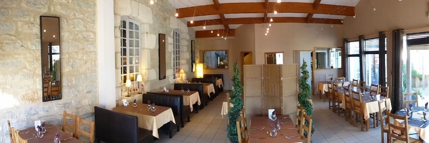 Imagen del bar/restaurante del Hotel Du Château, Alvignac. Foto 4