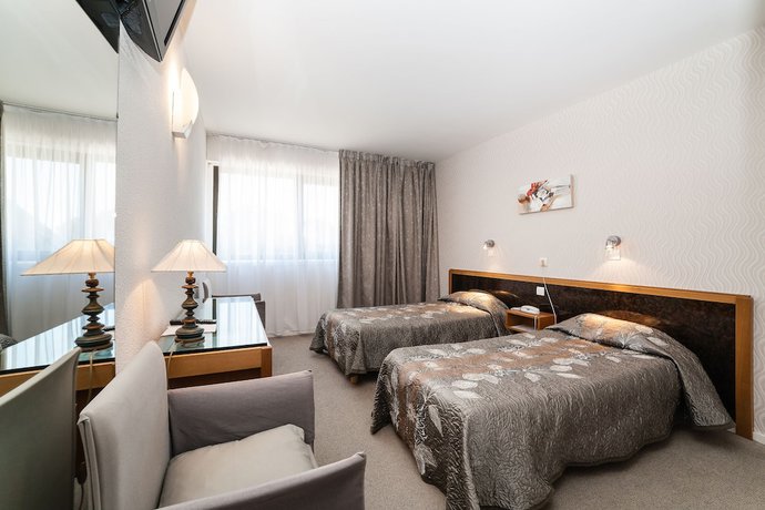 Imagen de la habitación del Hotel Du Château, ROCAMADOUR. Foto 16