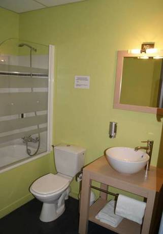 Imagen de la habitación del Hotel Du Champs De Mars. Foto 13