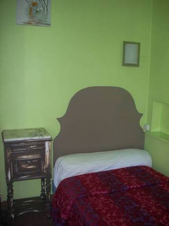 Imagen de la habitación del Hotel Du Chateau, Nantes. Foto 6