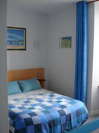 Imagen de la habitación del Hotel Du Cheval Blanc. Foto 10