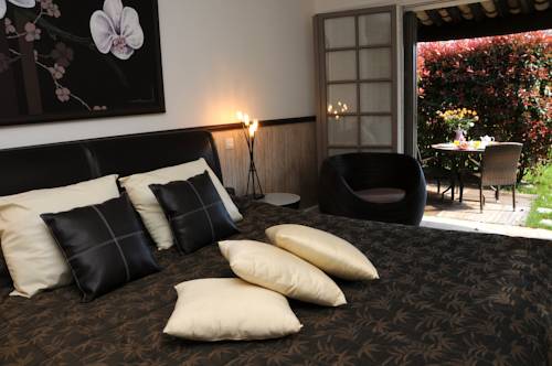 Imagen de la habitación del Hotel Du Clos. Foto 13