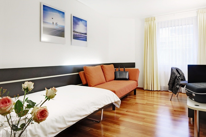 Imagen de la habitación del Hotel Du Commerce, Basilea. Foto 2