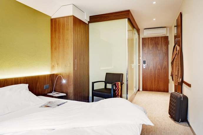 Imagen de la habitación del Hotel Du Commerce, Basilea. Foto 4