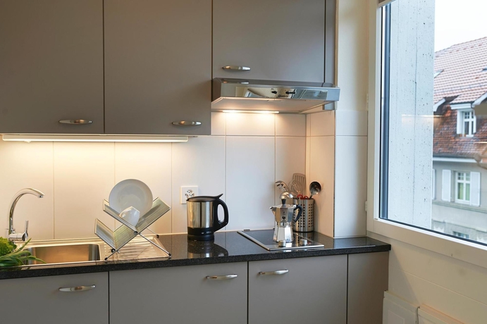 Imagen de la habitación del Hotel Du Commerce, Basilea. Foto 10