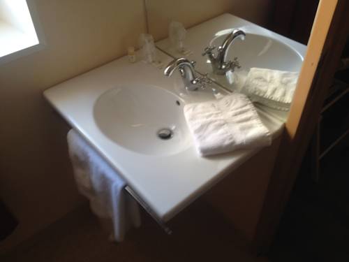 Imagen de la habitación del Hotel Du Commerce, CHOLET. Foto 4