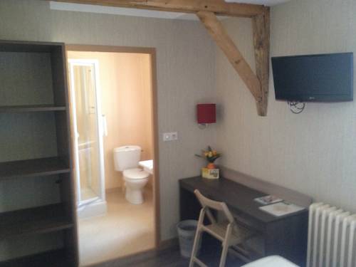 Imagen de la habitación del Hotel Du Commerce, CHOLET. Foto 6