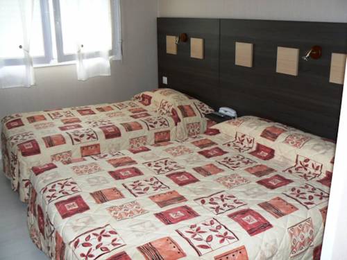 Imagen de la habitación del Hotel Du Commerce, CHOLET. Foto 7