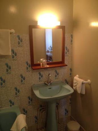 Imagen de la habitación del Hotel Du Commerce, CHOLET. Foto 14