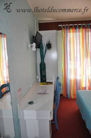 Imagen de la habitación del Hotel Du Commerce, LE CHATEAU D&acute;OLONNE. Foto 7