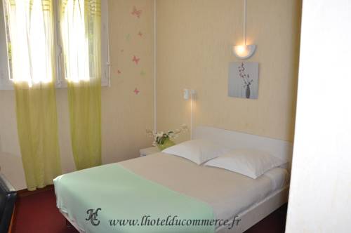 Imagen de la habitación del Hotel Du Commerce, LE CHATEAU D&acute;OLONNE. Foto 9