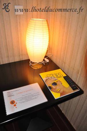 Imagen de la habitación del Hotel Du Commerce, LE CHATEAU D&acute;OLONNE. Foto 11