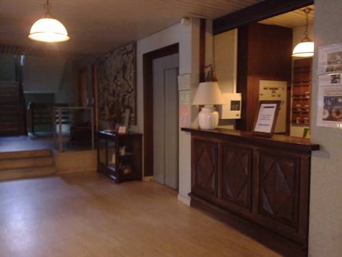 Imagen de la habitación del Hotel Du Commerce Logis De France. Foto 14