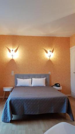 Imagen de la habitación del Hotel Du Commerce, Roumazieres-Loubert. Foto 5