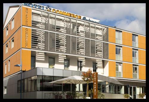 Imagen general del Hotel Du Commerce Spa. Foto 3