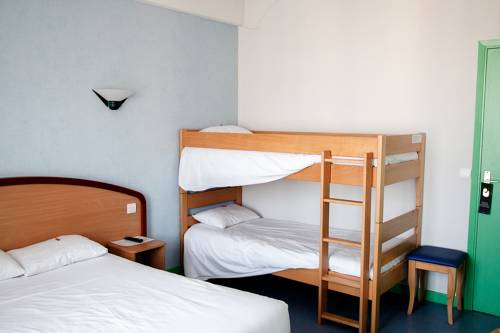 Imagen de la habitación del Hotel Du Commerce, Volvic. Foto 3