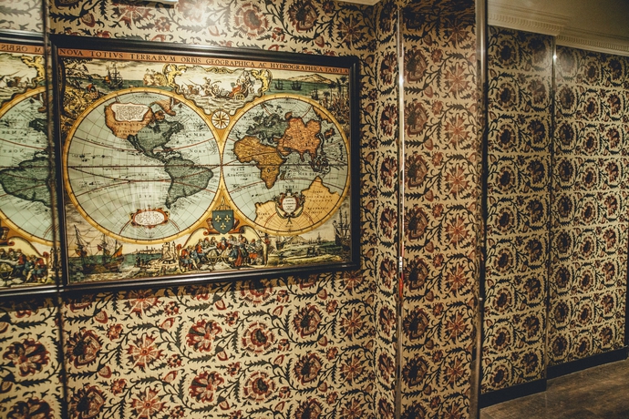 Imagen de los interiores del Hotel Du Continent. Foto 11