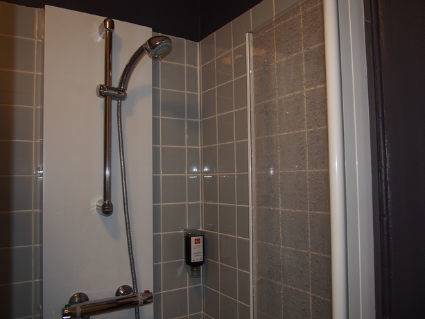 Imagen de la habitación del Hotel Du Crois&eacute;. Foto 2