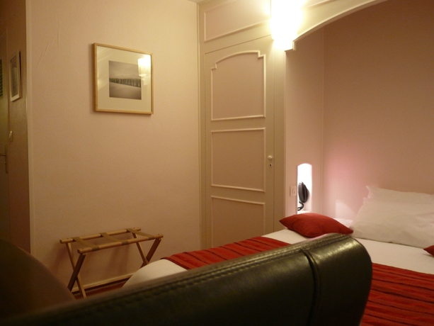 Imagen de la habitación del Hotel Du Crois&eacute;. Foto 4
