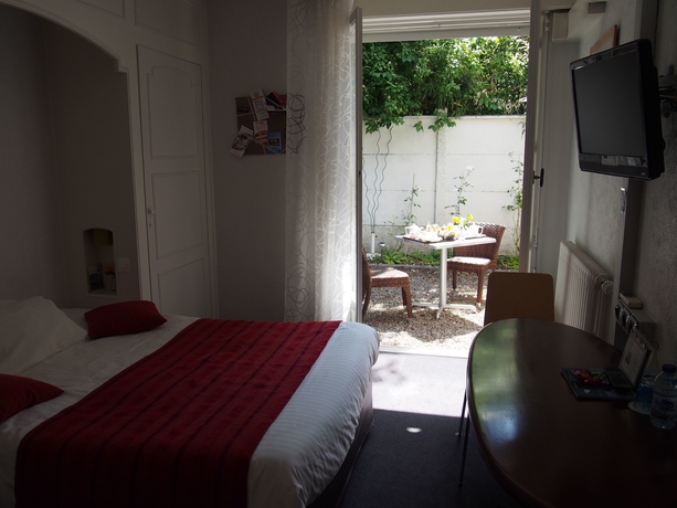 Imagen de la habitación del Hotel Du Crois&eacute;. Foto 11