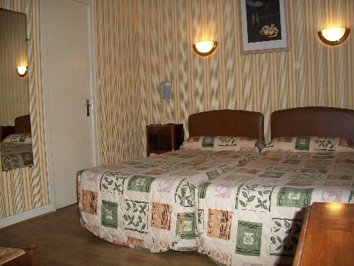 Imagen de la habitación del Hotel Du Cygne, AUXERRE. Foto 4