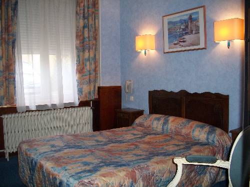 Imagen de la habitación del Hotel Du Cygne, AUXERRE. Foto 15