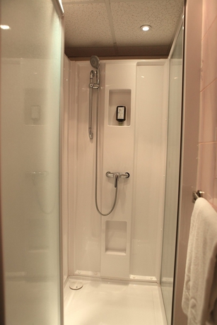 Imagen de la habitación del Hotel Du Cygne. Foto 6