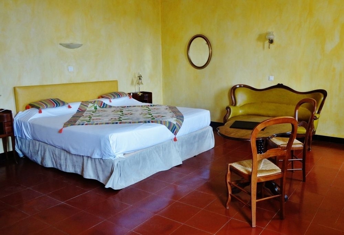 Imagen de la habitación del Hotel Du Forum, Arles. Foto 9