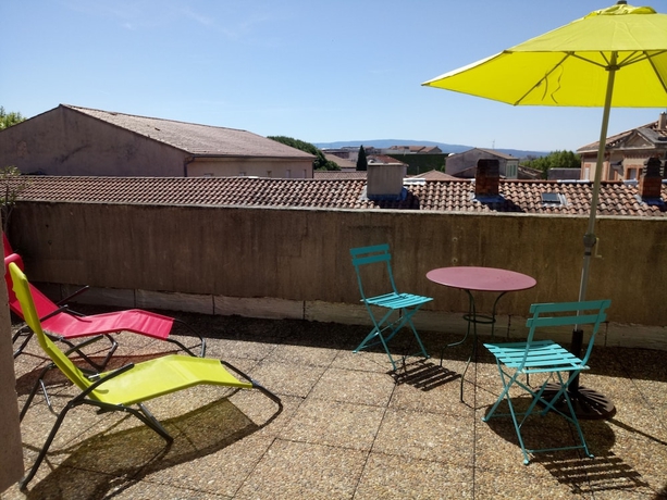Imagen de la habitación del Hotel Du Forum, Carpentras. Foto 11
