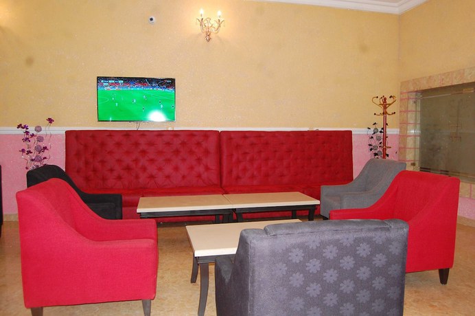 Imagen de los interiores del Hotel Du Golf, Aba. Foto 12