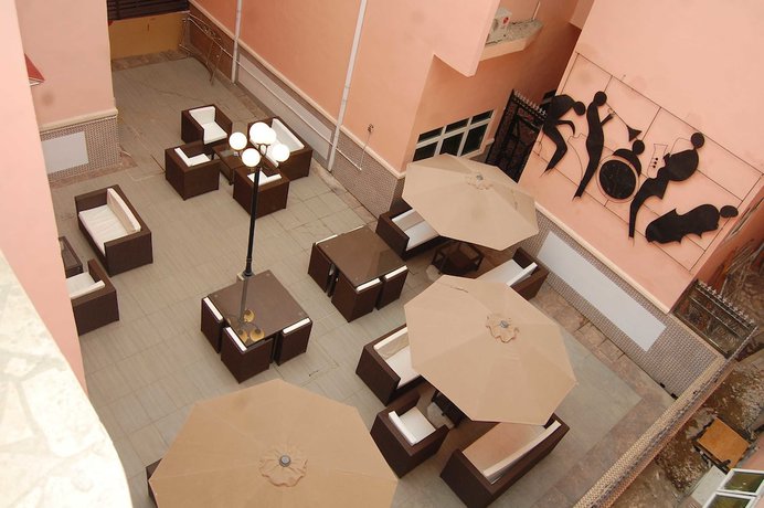 Imagen de los interiores del Hotel Du Golf, Aba. Foto 15