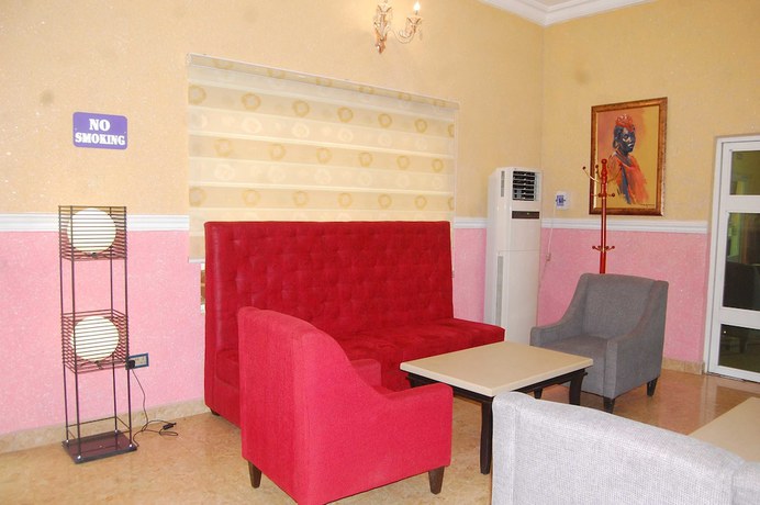 Imagen de los interiores del Hotel Du Golf, Aba. Foto 16