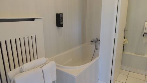 Imagen de la habitación del Hotel Du Golf De Cl&eacute;cy. Foto 5