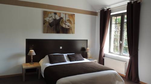 Imagen general del Hotel Du Golf De Cl&eacute;cy. Foto 2