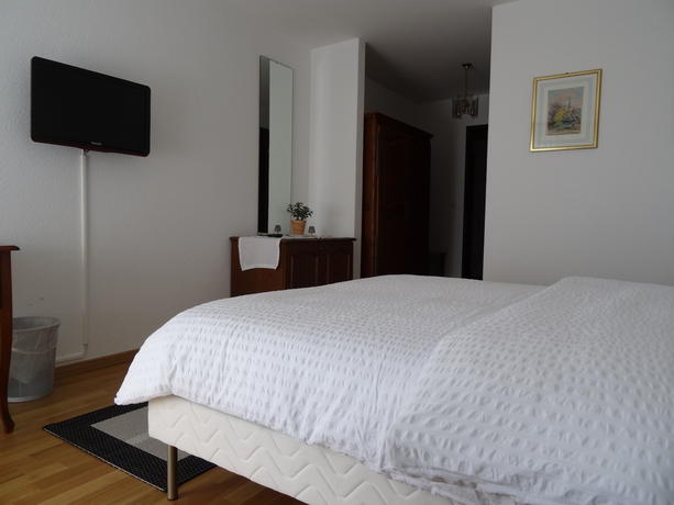 Imagen de la habitación del Hotel Du Grand-pr&eacute;. Foto 7