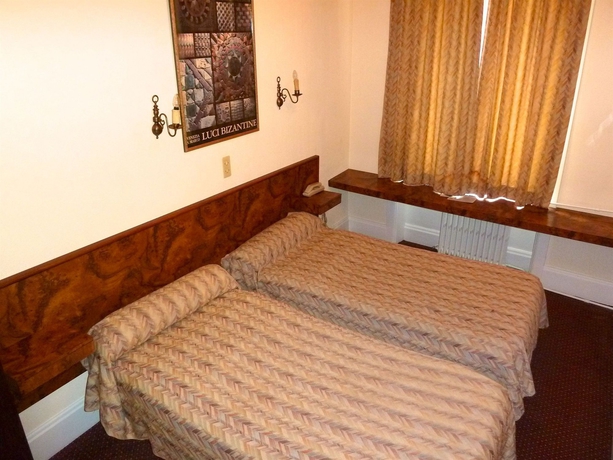 Imagen de la habitación del Hotel Du Helder. Foto 7