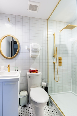 Imagen de la habitación del Hotel Du Jardin By Les Lofts Vieux-quebec. Foto 16