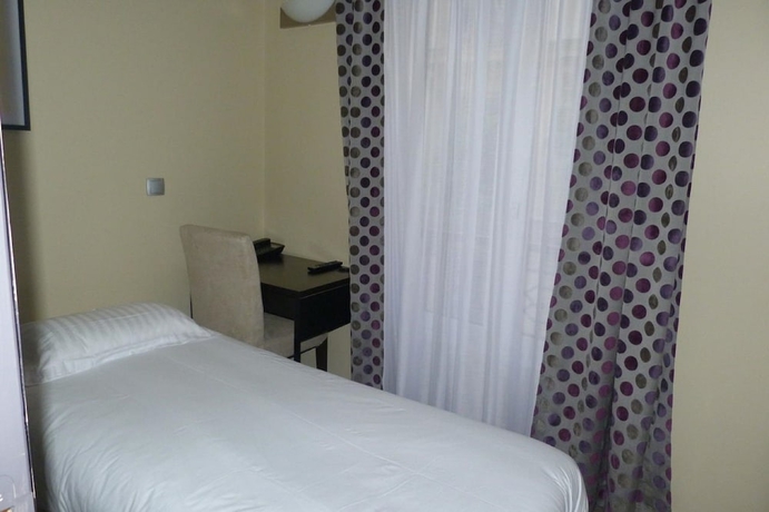 Imagen de la habitación del Hotel Du Jura. Foto 9