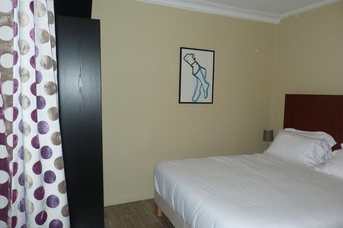 Imagen de la habitación del Hotel Du Jura. Foto 10