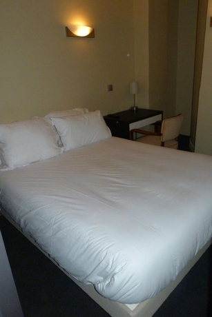 Imagen de la habitación del Hotel Du Jura. Foto 11