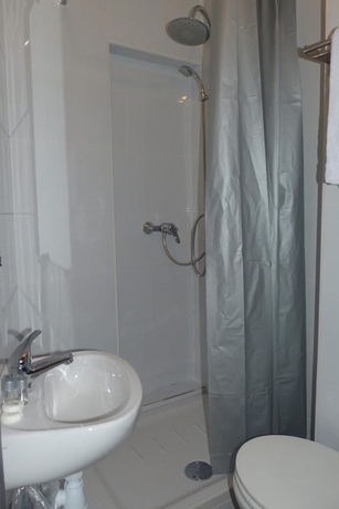 Imagen de la habitación del Hotel Du Jura. Foto 12