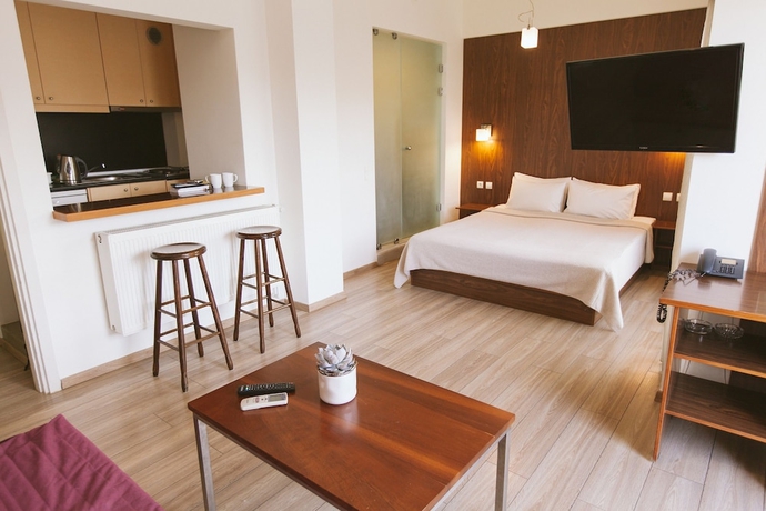 Imagen de la habitación del Hotel Du Lac, Agios Nikolaos. Foto 8