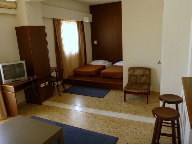 Imagen de la habitación del Hotel Du Lac, Agios Nikolaos. Foto 13