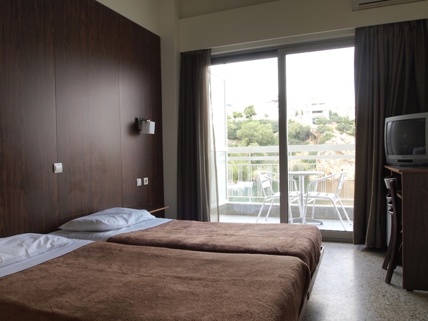 Imagen de la habitación del Hotel Du Lac, Agios Nikolaos. Foto 14